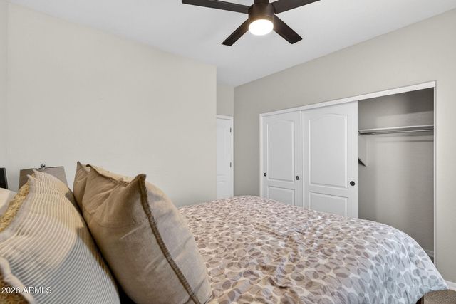 781 E CAPRICORN Way, Chandler, AZ 85249