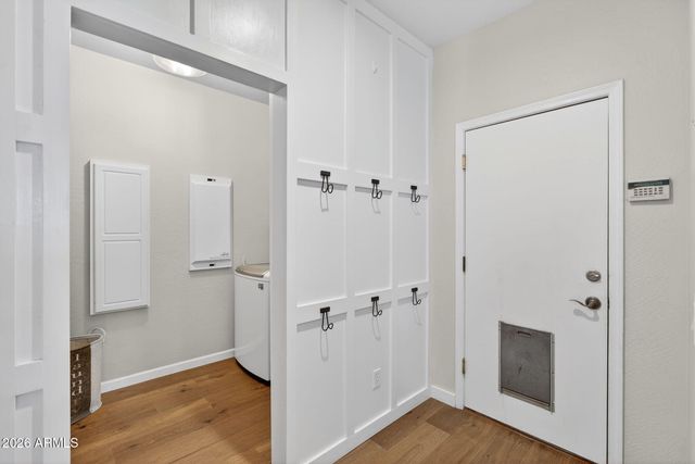 781 E CAPRICORN Way, Chandler, AZ 85249