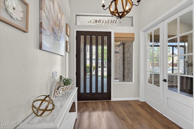 781 E CAPRICORN Way, Chandler, AZ 85249