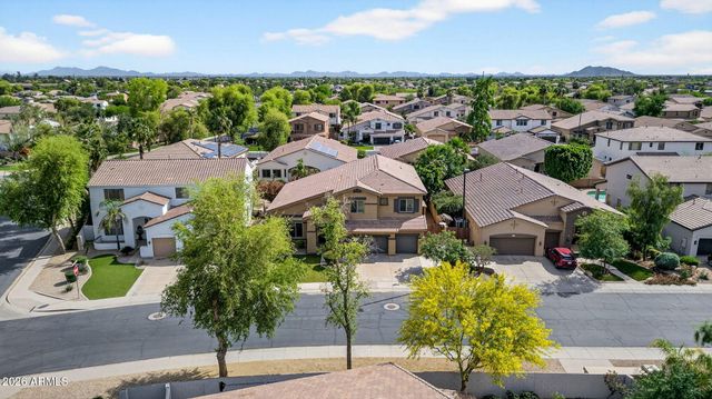 781 E CAPRICORN Way, Chandler, AZ 85249