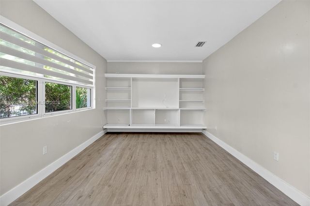 6090 SW 63rd Ave 0, South Miami, FL 33143