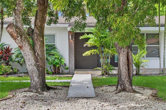 6090 SW 63rd Ave 0, South Miami, FL 33143