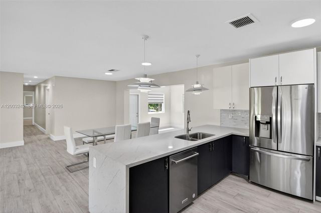 6090 SW 63rd Ave 0, South Miami, FL 33143