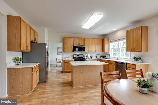 8101 GLEN ARBOR DR, Baltimore, MD 21237