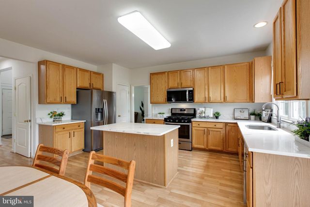 8101 GLEN ARBOR DR, Baltimore, MD 21237