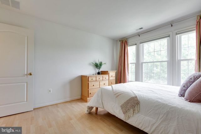 8101 GLEN ARBOR DR, Baltimore, MD 21237