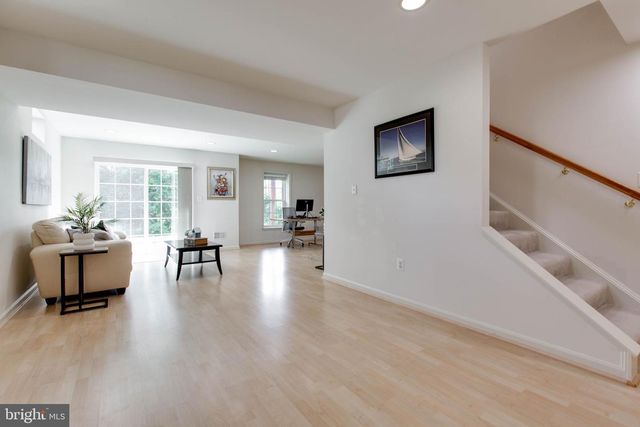 8101 GLEN ARBOR DR, Baltimore, MD 21237