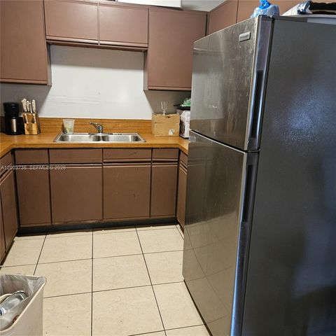 616 NW 67th St C, Miami, FL 33150