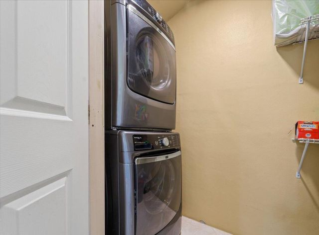 630 Sea Pine Way I A, Greenacres, FL 33415