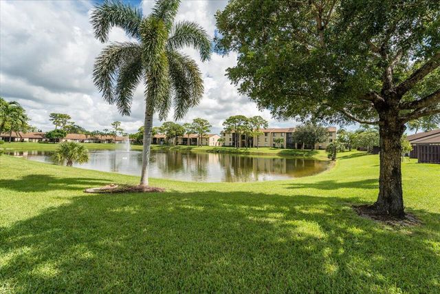 630 Sea Pine Way I A, Greenacres, FL 33415