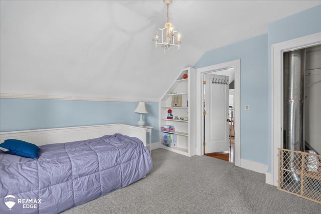 2741 Westwood Parkway, Flint, MI 48503