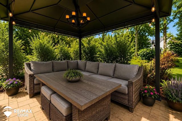 2741 Westwood Parkway, Flint, MI 48503