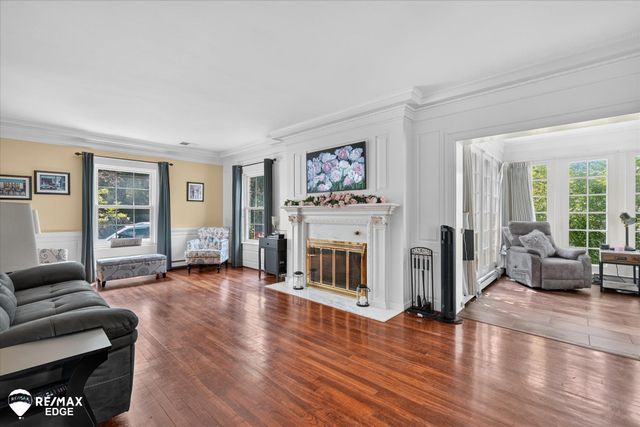 2741 Westwood Parkway, Flint, MI 48503