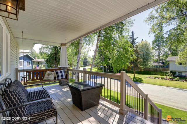 12961 Nora Drive, Anchorage, AK 99515