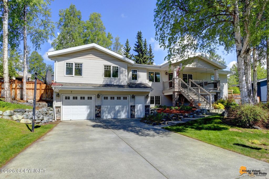 12961 Nora Drive, Anchorage, AK 99515