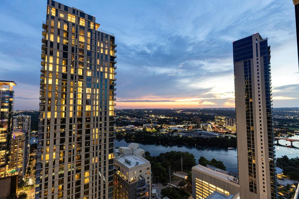 610 Davis ST 3302, Austin, TX 78701
