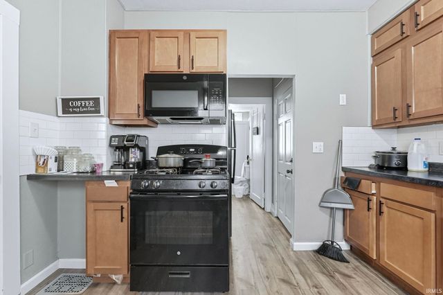 1121 W Packard Avenue, Fort Wayne, IN 46807