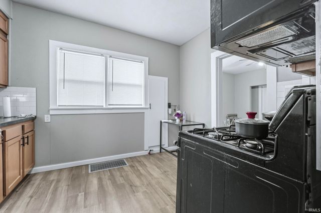 1121 W Packard Avenue, Fort Wayne, IN 46807