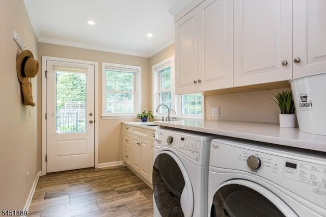 24 Stone Dr, West Orange Twp., NJ 07052