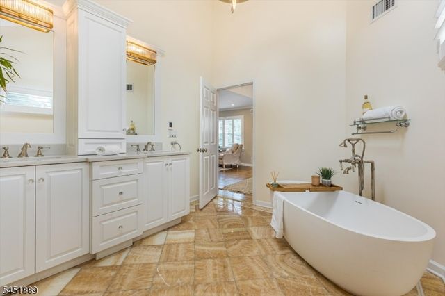 24 Stone Dr, West Orange Twp., NJ 07052