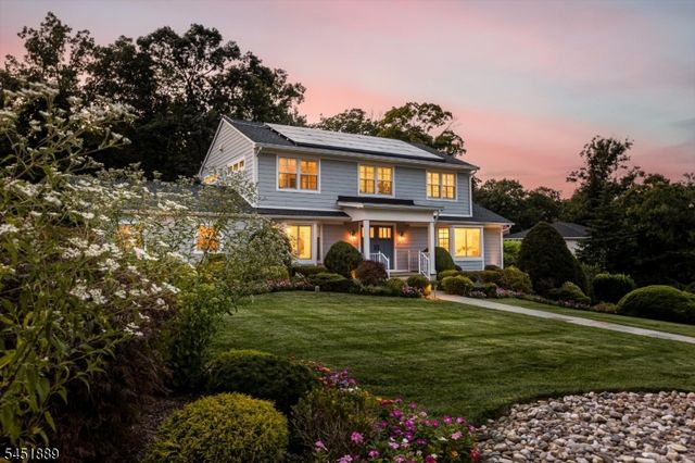 24 Stone Dr, West Orange Twp., NJ 07052