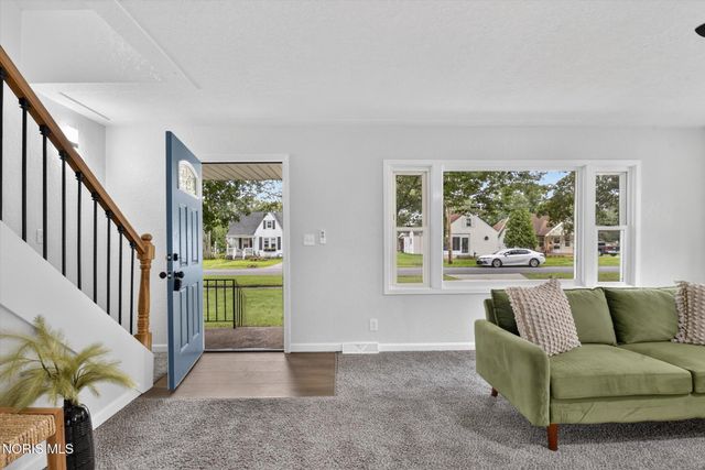 5028 Arbor Way, Sylvania, OH 43560