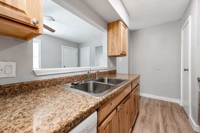 4620 W Orange Street, Pearland, TX 77581