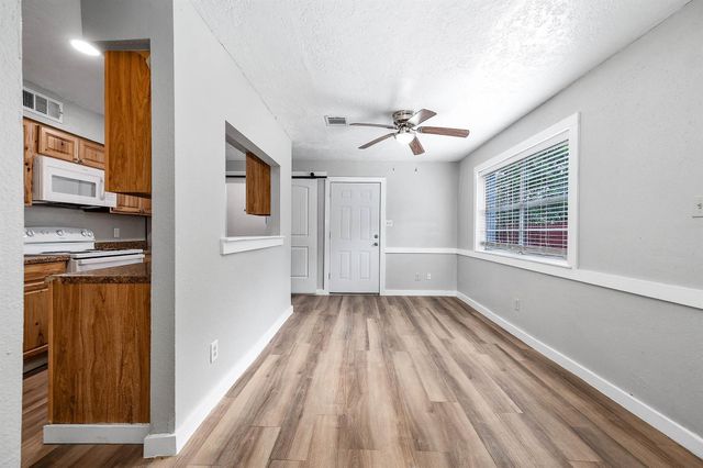 4620 W Orange Street, Pearland, TX 77581