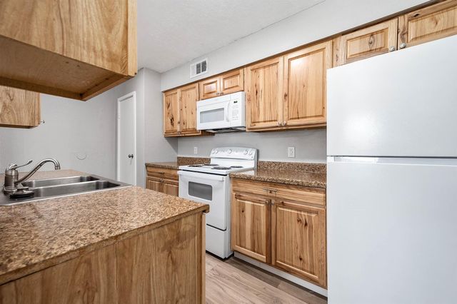4620 W Orange Street, Pearland, TX 77581