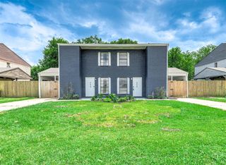 4620 W Orange Street, Pearland, TX 77581