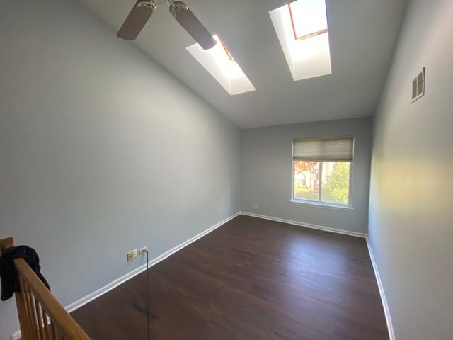 209 N Southport Road, Mundelein, IL 60060