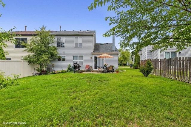 209 N Southport Road, Mundelein, IL 60060