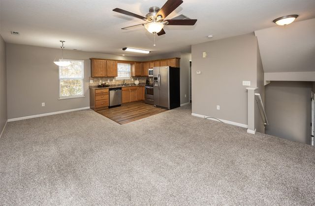 323 NE Kingwood None, Waukee, IA 50263