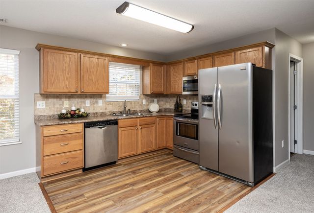 323 NE Kingwood None, Waukee, IA 50263