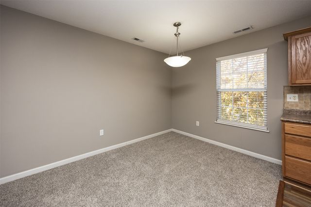 323 NE Kingwood None, Waukee, IA 50263