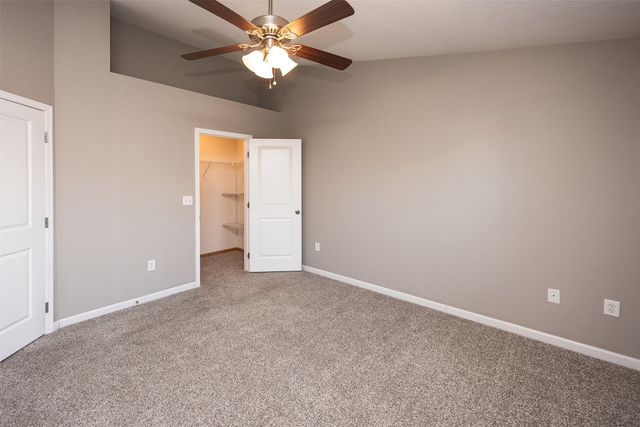 323 NE Kingwood None, Waukee, IA 50263