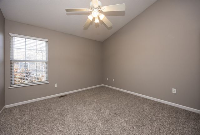 323 NE Kingwood None, Waukee, IA 50263