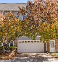 323 NE Kingwood None, Waukee, IA 50263