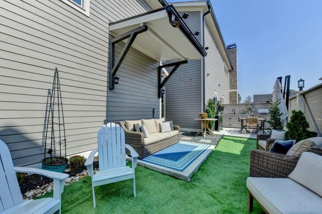 919 Hilltop Park, Dacula, GA 30019