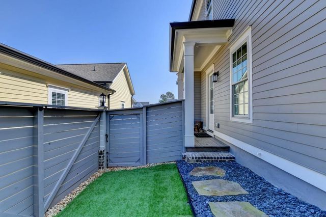 919 Hilltop Park, Dacula, GA 30019