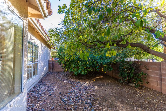 1380 W Copper Creek Place, Oro Valley, AZ 85737