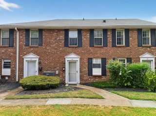 523 Harding Pl # 24, Nashville, TN 37211