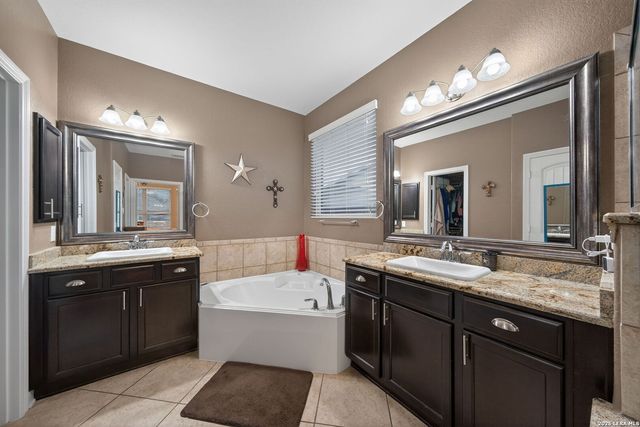 2230 Sun Stone Pl, New Braunfels, TX 78130