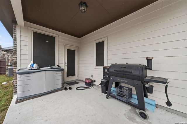 2230 Sun Stone Pl, New Braunfels, TX 78130