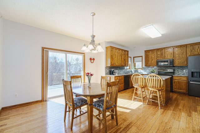 8927 W 136th Street, Savage, MN 55378