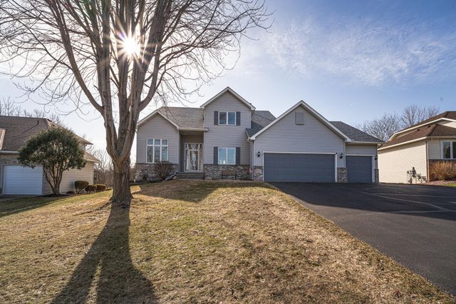 8927 W 136th Street, Savage, MN 55378