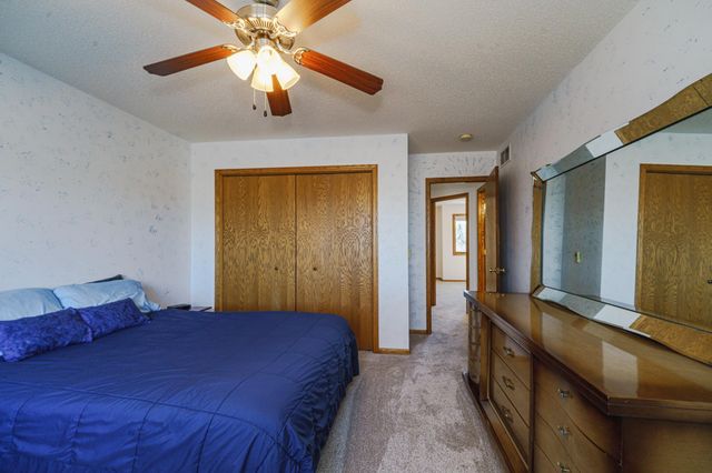 8927 W 136th Street, Savage, MN 55378