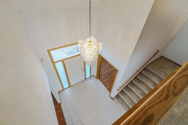 8927 W 136th Street, Savage, MN 55378