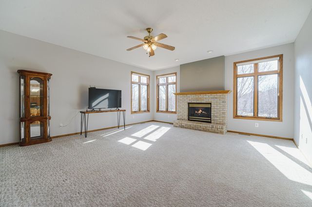 8927 W 136th Street, Savage, MN 55378