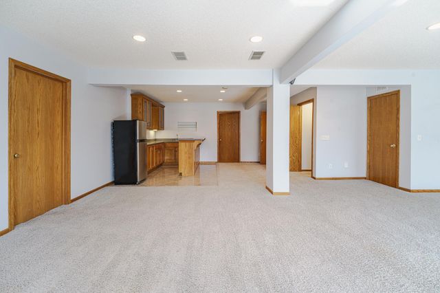 8927 W 136th Street, Savage, MN 55378
